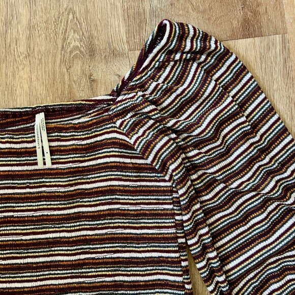 Smocked Puff-Sleeved Top, M - Picture 7 of 8